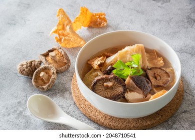 Vegetarian Braised Cabbage with shiitake mushroom, Chinese vegetarian food festival