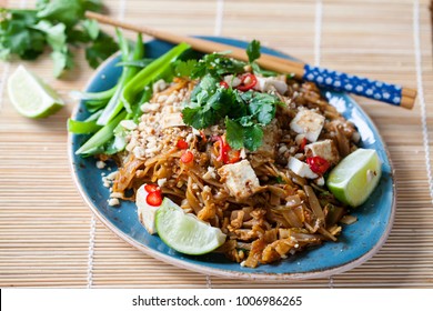 Vegetarian Pad Thai With Tofu