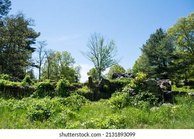 Vegetation Covered Walls At A Historic Battlefield.