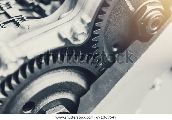 vehicle car\
gear rotary clutch close-up inside\
engine