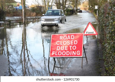 17,698 Flood Warning Images, Stock Photos & Vectors | Shutterstock