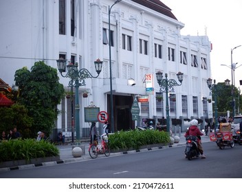 Vehicle On Road Gedung Bni 46 Stock Photo 2170472611 | Shutterstock