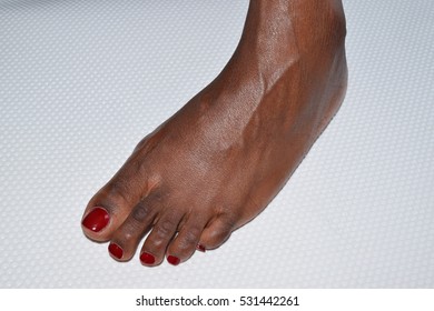 Ebony Foot Models