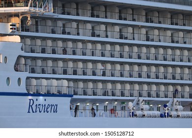 Oceania Cruise Ship Temaju Kepek Stockfotok Es Vektorkepek