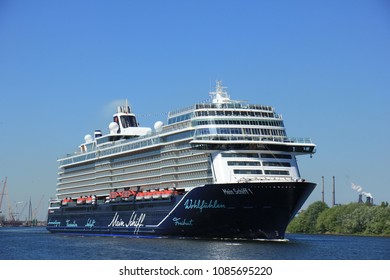 Tui Cruises Images Stock Photos Vectors Shutterstock