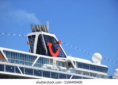 Mein Schiff Images Stock Photos Vectors Shutterstock