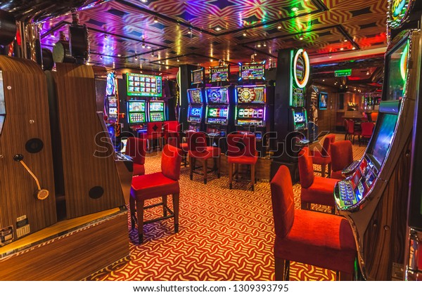 Venezia poker room games