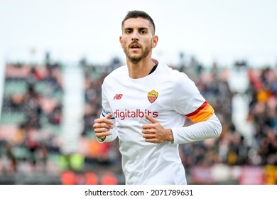 Venice, Italy, November 07, 2021, Roma's Lorenzo Pellegrini Portrait During Italian Soccer Serie A Match Venezia FC Vs AS Roma