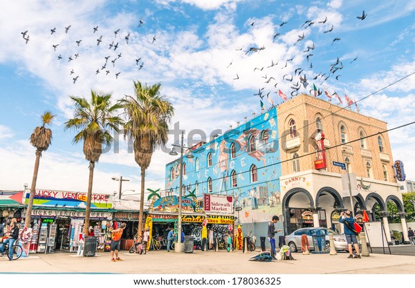 139 Venice Beach Vendors Images, Stock Photos & Vectors | Shutterstock