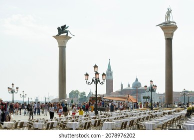 Venedig, Italien - 11. September 2016: Restaurants am Colona di San Marco in Venedig