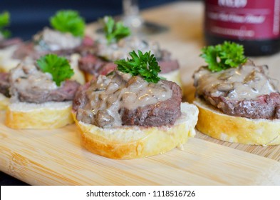 Venison Loin With Mushroom Sauce