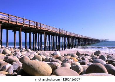 Ventura Pier, Ventura County, California, USA.