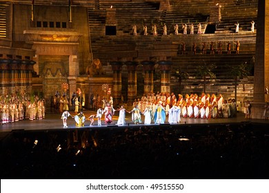 VERONA, ITALY - AUGUST  5: performers, singer on stage with AIDA from Verdi in the arena of Verona August 05, 2009, Verona, Italy.