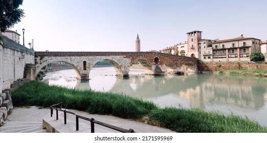 Verona, Italy - The Pietra Bridge Is The Oldest Bridge In Verona Over The Adige River, The Only One Left From Roman Times.