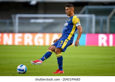 Verona, Italy, September 19, 2021, Davide Faraoni (Verona) During Italian Football Serie A Match Hellas Verona FC Vs AS Roma