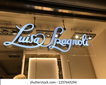 69 Luisa Spagnoli Store Images, Stock Photos & Vectors | Shutterstock