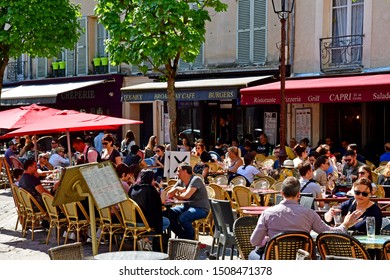 Versailles; France - April 20 2019 : Restaurant In The Notre Dame District