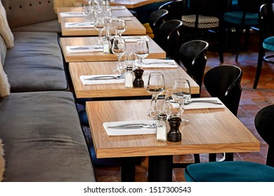 Versailles; France - April 20 2019 : Restaurant In The Notre Dame District