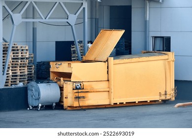 VERSATILE WASTE COMPACTORS FOR EFFICIENT WASTE MANAGEMENT. Press Container Compactor for Reducing Volume of large hypermarket