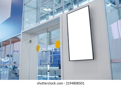 Vertical Blank Digital Interactive White Display Wall At Exhibition Or Museum With Futuristic Scifi Interior. White Screen, Mock Up, Future, Copyspace, Template, Technology Concept