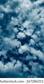 Vertical cloud layers in tall formation