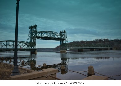 Vertical Lift Bridge In Teal 