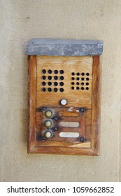 Vertical Old Golden Home Intercom (buzzer, Door Bell) With Few Buttons