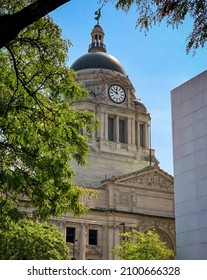 A Vertical Shot Of The Allen County Courthouse In Fort Wayne, Indiana