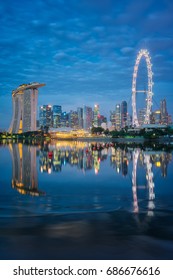 Vertical View Of Singapore Business Center With Blue Sky And Reflection On The River, Singgapor City, Singapore