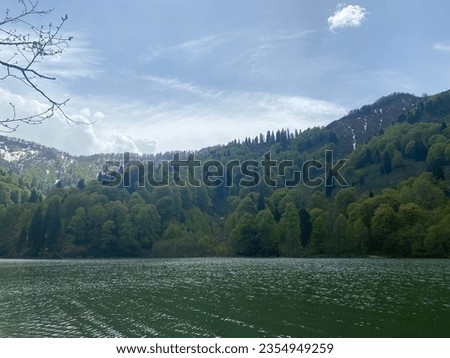 Sailing boat on the Hohenwarte reservoir