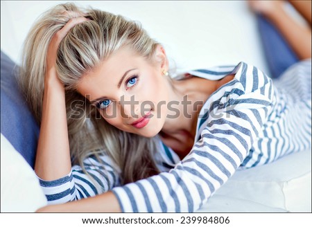 Ass porn pictures Blond Sencial