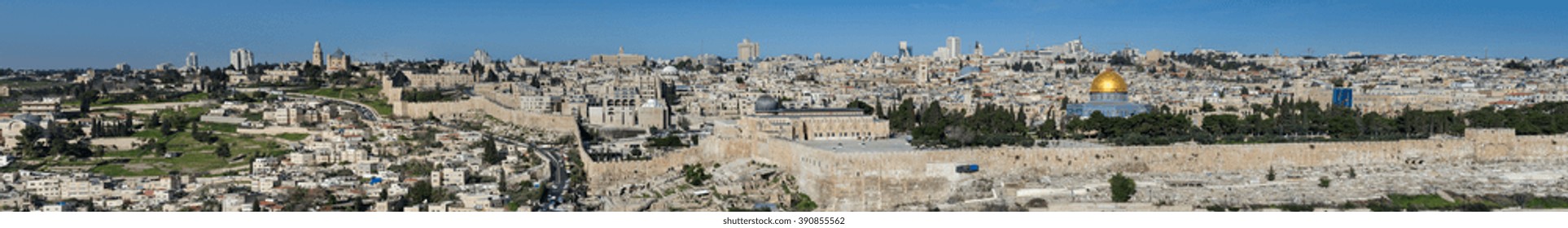 Very large panoramic view of Jerusalem