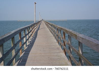 Very Long Wooden Pier Rockport Texas Stock Photo 760762111 | Shutterstock