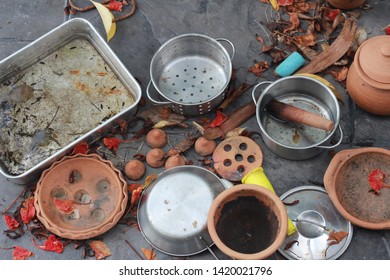 Very Messy And Dirty Kitchen Equipment