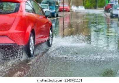 Very Rainy Day Car Splashing Water Stock Photo 2148781131 | Shutterstock