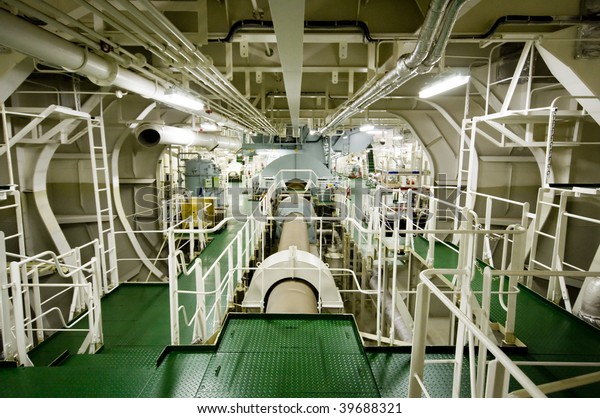 Vessel\'s ( Ship ) Engine Room\
Space