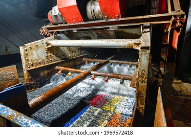 Vibrating Screen, Ore Screening. Lots Of Small Stones On The Surface Of The Sieve.