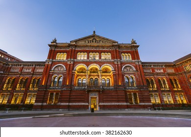 Imágenes Fotos De Stock Y Vectores Sobre Va Museum London