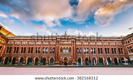Victoria and Albert museum, panoramic view, entrance, London, England