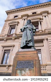 Victoria, Australia - 28 June, 2016: Statue Of George Higinbotham,commemorates The Chief Justice Of Victoria, Is Being Erected Near The Old Treasury Buildings