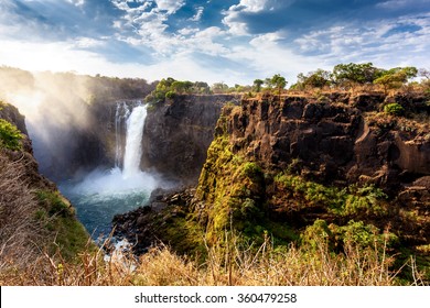 The Victoria falls is the largest curtain of water in the world (1708 meters wide). The falls and the surrounding area is the National Parks and World Heritage Site - Zambia, Zimbabwe 