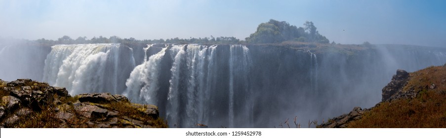 Victoria Falls from the Zimbabwe side of the Zambezi river