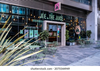 Victoria Westminster London England UK, November 7 2021, Joe  The Juice Coffee Bar Victoria Street London With Outside Seating Area And No People