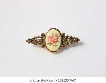 Victorian Style Cameo Rhinestone Cabochon Ornate Brooch Pin