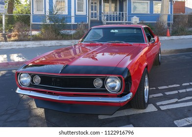 VICTORVILLE, CALIFORNIA, USA - OCTOBER 24, 2015: Image Of A Vintage American Car Taken At The California Route 66 Museum Car Show.