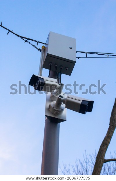 Video surveillance system\
in the park