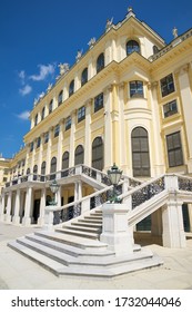 VIENA, AUSTRIA - MAY 13, 2020: Vienna - August 25, 2019: Tourists Visiting Schönbrunn Royal Palace.