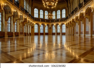 Vienna, Austria - April 5th 2018: The Elegant Ball Room Of The Beautiful Palais Ferstel In Vienna.