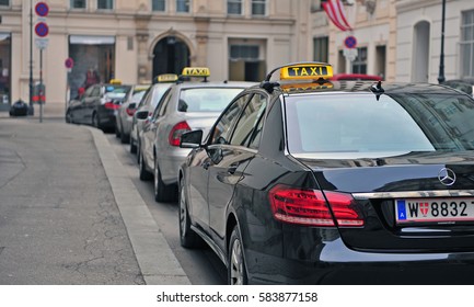 431 Taxi Vienna Stock Photos, Images & Photography | Shutterstock