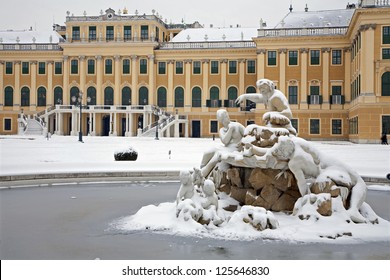 Vienna - Schonbrunn Palace And Fountain In Winter